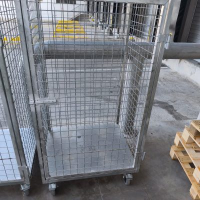 עגלת כלוב מאובטח עם דלת רשת